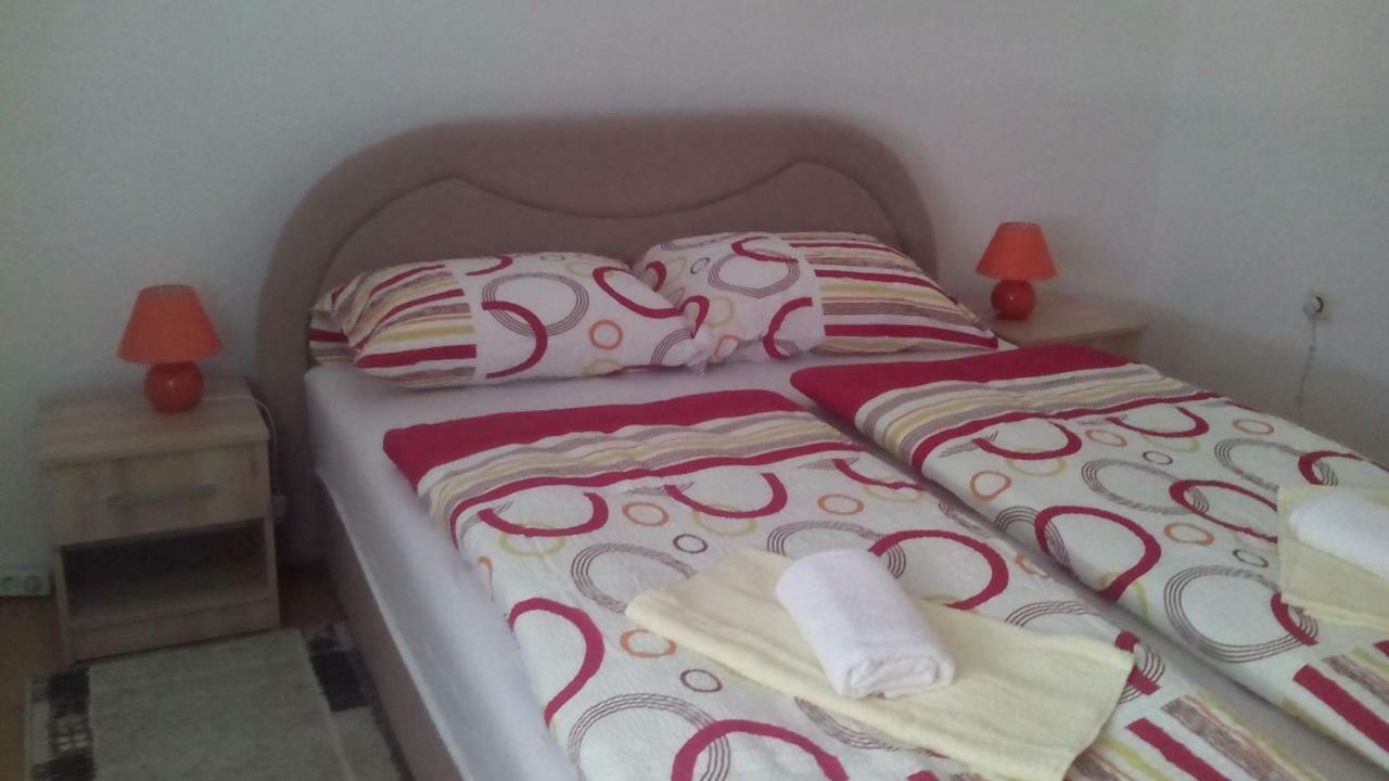 Apartment Jopa Korenica Luaran gambar