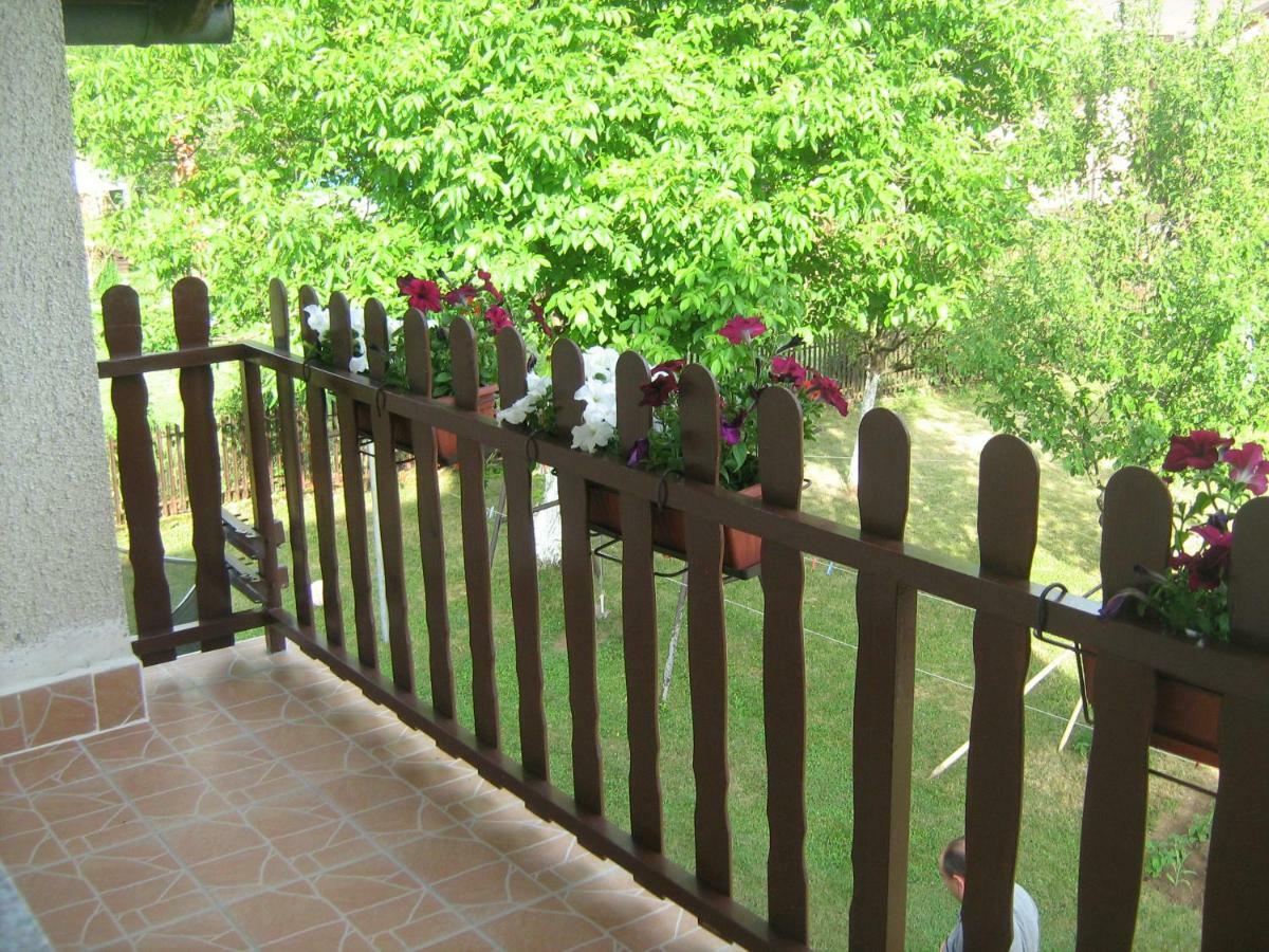 Apartment Jopa Korenica Luaran gambar